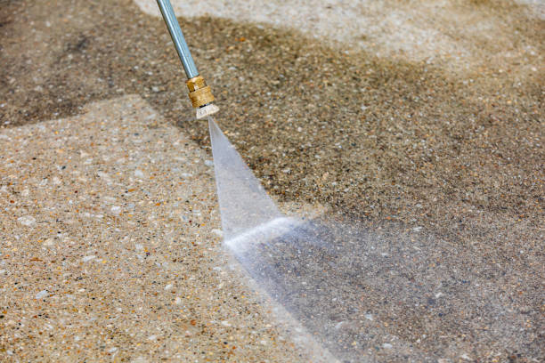 Best Gas Station Cleaning  in East Grand Forks, MN